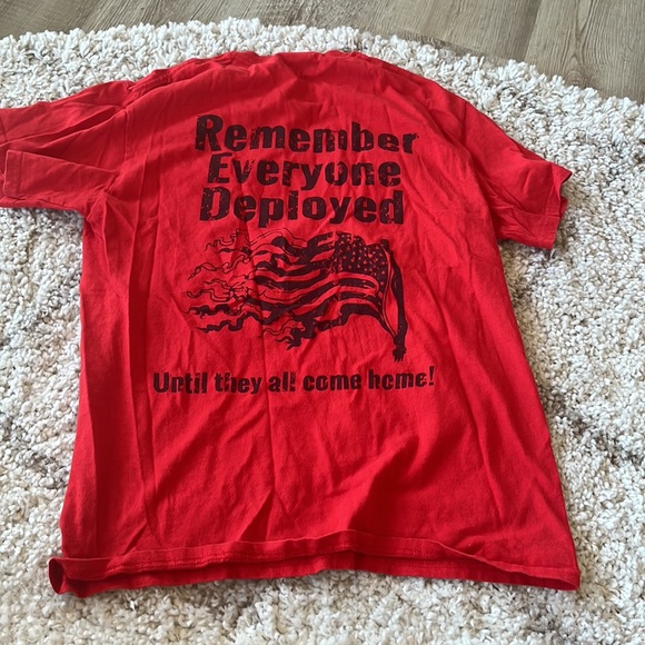 Red T-Shirt - Picture 2 of 2